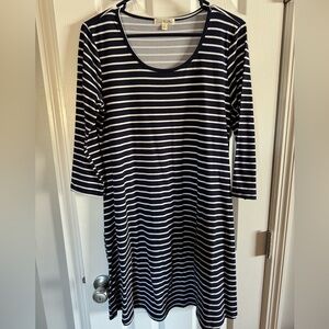 3/4 length sleeve dress